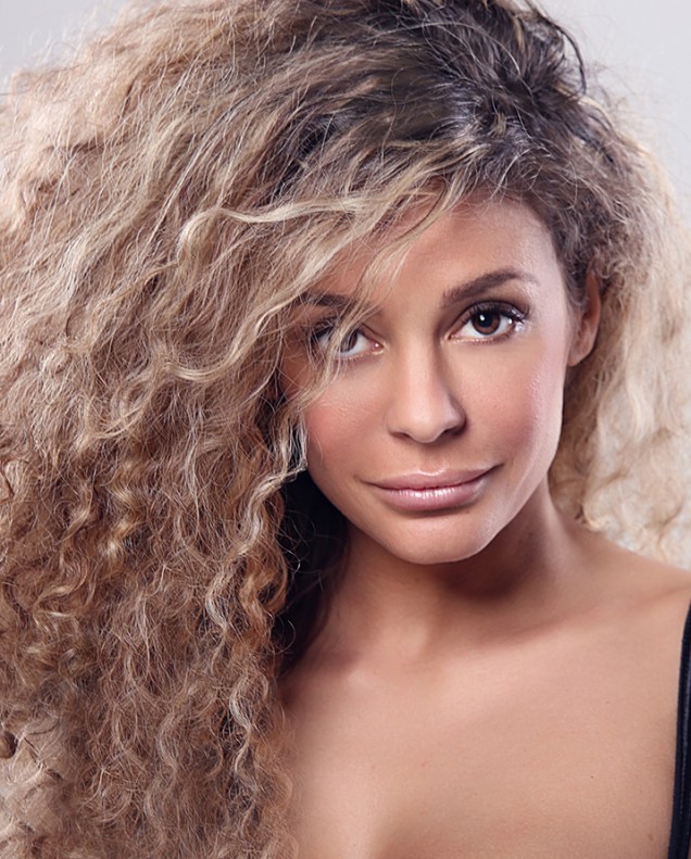 Fajah Lourens, fotograaf Almere, fotoshoot, fotostudio, fotograaf